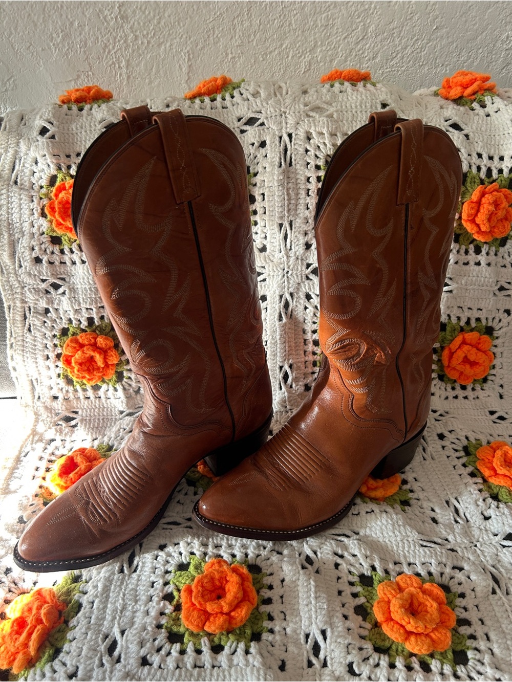 Vintage men’s cowboy boots